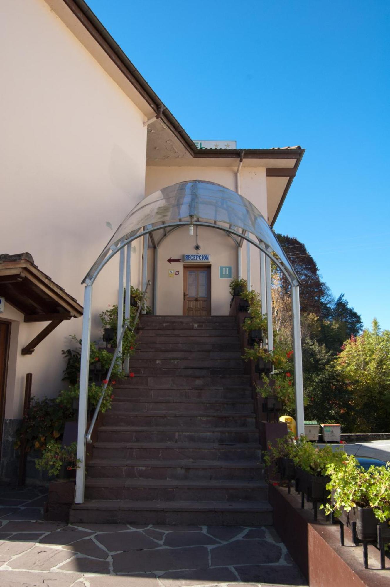 Hotel Urgain Oronoz-Mugaire Kültér fotó