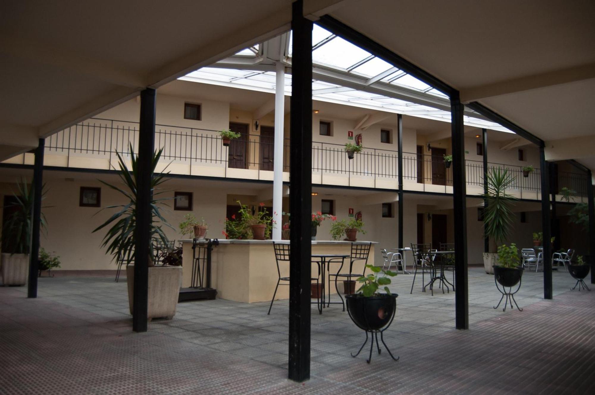 Hotel Urgain Oronoz-Mugaire Kültér fotó