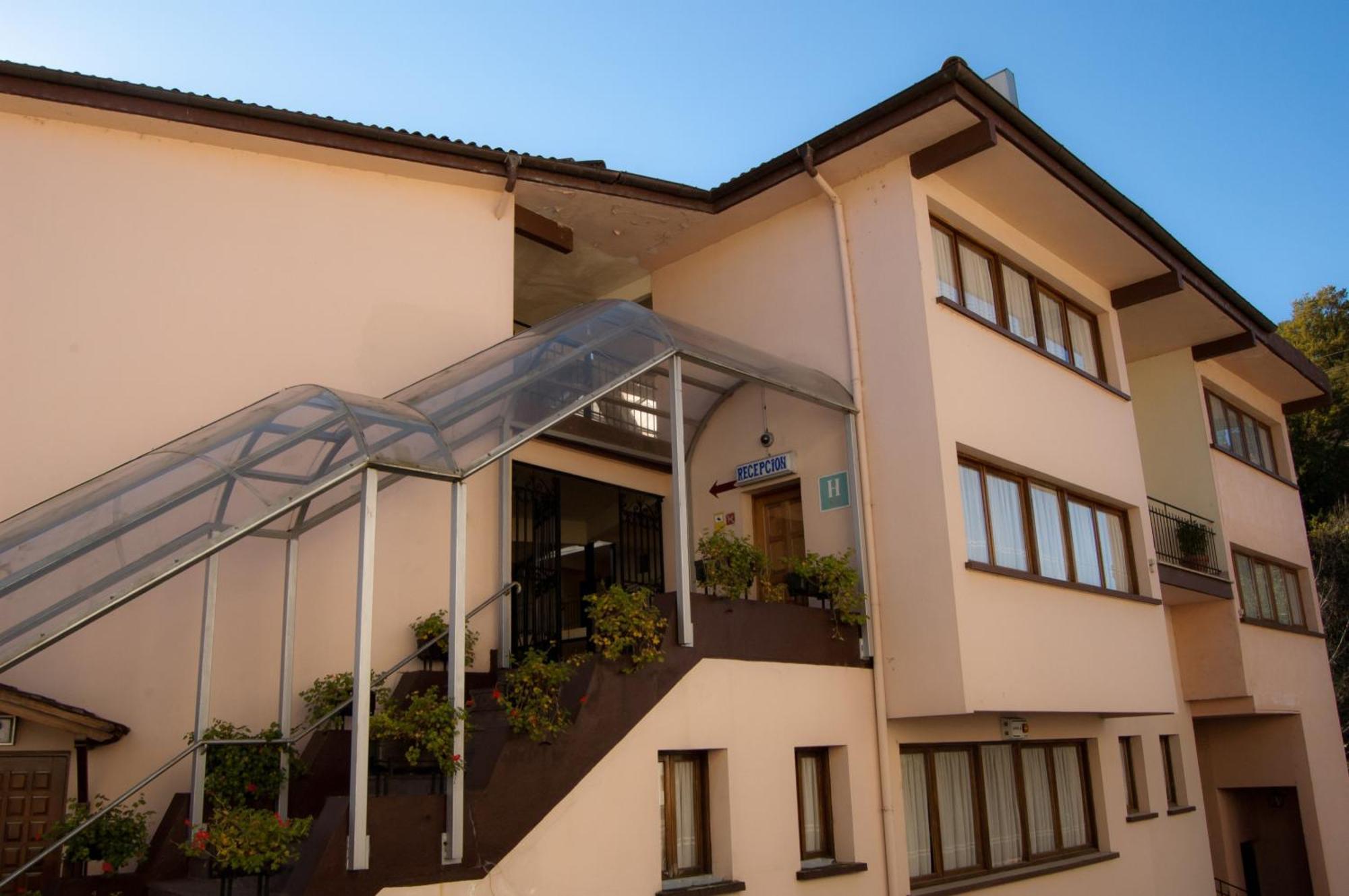 Hotel Urgain Oronoz-Mugaire Kültér fotó