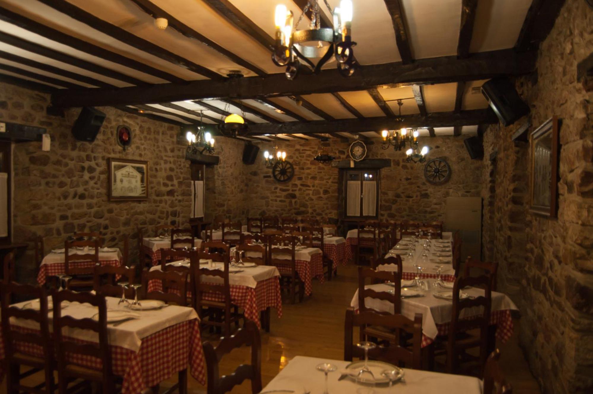 Hotel Urgain Oronoz-Mugaire Kültér fotó